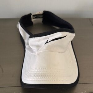 Nike Black and White Sports Visor